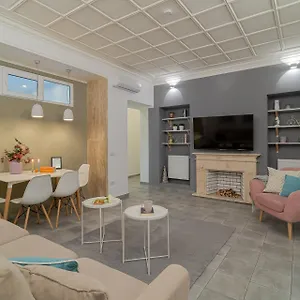 4br Sanctuary Near Cismigiu Park & Piata Universitatii Bucharest
